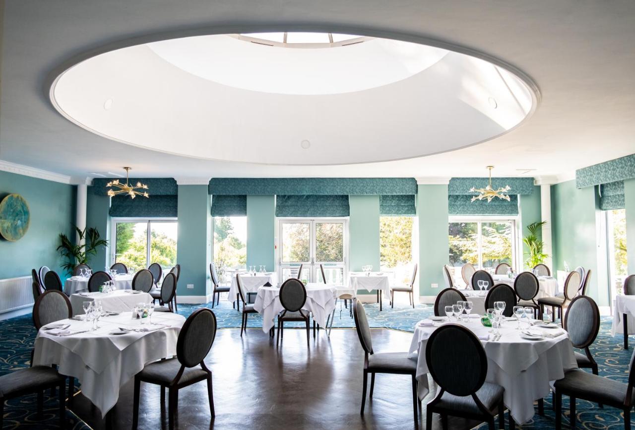 Manor Parc Hotel Cardiff Esterno foto