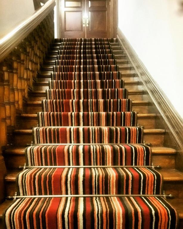 Manor Parc Hotel Cardiff Esterno foto