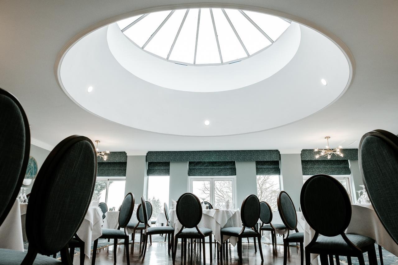 Manor Parc Hotel Cardiff Esterno foto